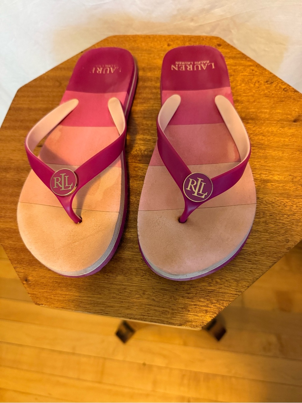 Lauren Ralph Lauren Pink Ombre Logo Thong Sandals
